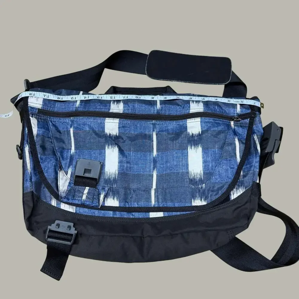 LeSportsac Blue Plaid Messenger Laptop Bag